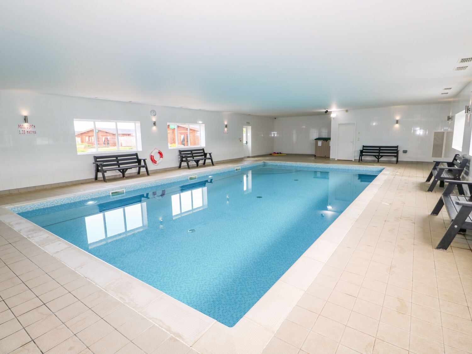 Mökki | Uima-allas | Ulkouima-allas