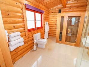Cottage | Bathroom