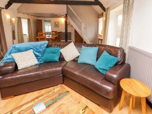 Cottage | Living area