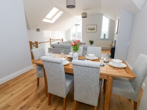 Cottage | Interior - Mor Awelon (Goodwick)