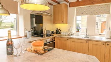 Ferienhaus | Eigene Küche | Kühlschrank, Herdplatte, Kochgeschirr/Geschirr/Besteck