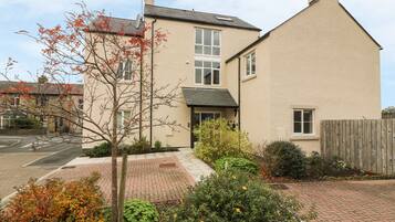 Cottage | Front of property