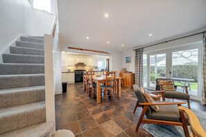 Interior - Curragho (Holyhead)