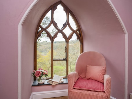 Cottage | Interior. Brynkir Tower