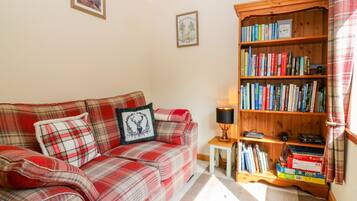Cottage | Living room
