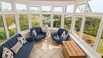 Cottage | Living room