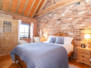 Interior - The Dairy Barn (Fakenham)