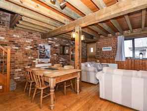 Dining - The Dairy Barn (Fakenham)
