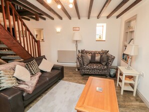 Cottage | Living area