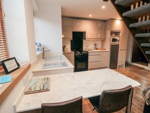 Cottage | Private kitchen - Mill Cottage (Whitby)