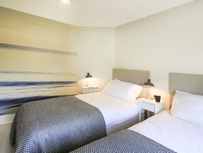 Cottage | 4 bedrooms, individually decorated, individually furnished, free WiFi - Perthi (Pwllheli)