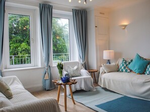 Cottage | Living area - 3 Melbury (Salcombe)