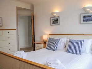 Casa de campo | 2 habitaciones, decoración personalizada y muebles diferentes