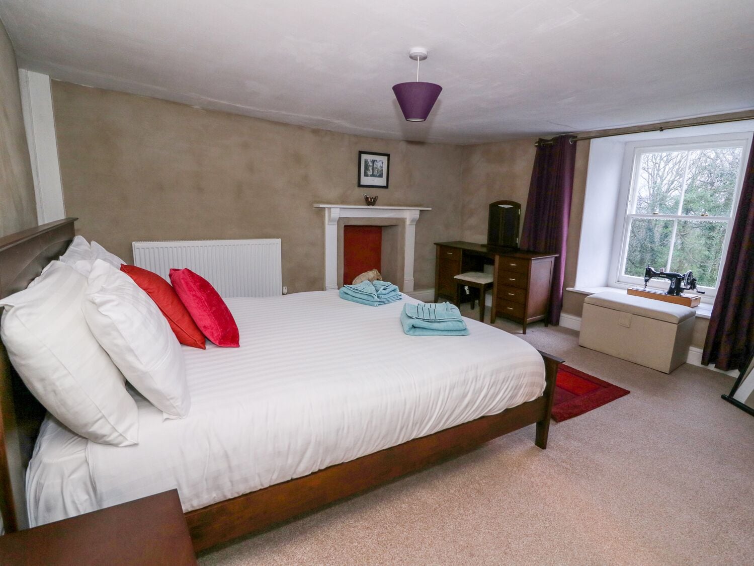 Cottage | 6 bedrooms, individually decorated, individually furnished, free WiFi