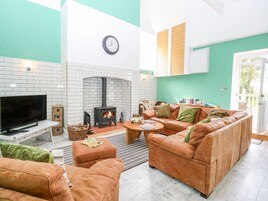 Cottage | Living room | TV