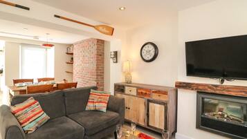 Cottage | Interior