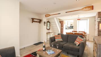 Cottage | Interior