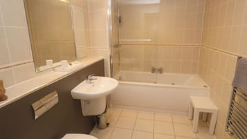 Casa de campo | Baño | Ducha y secador de pelo