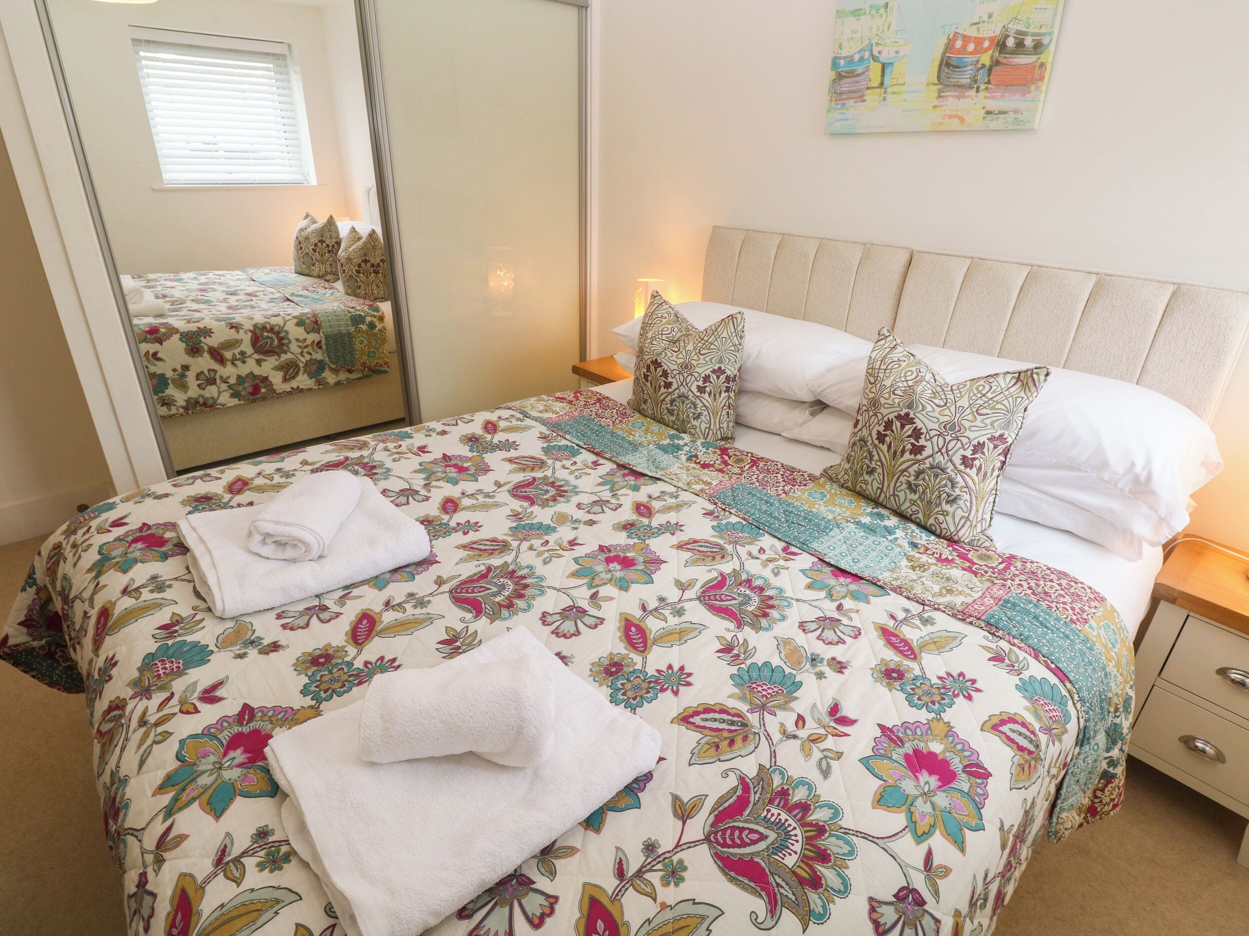 Cottage | 3 bedrooms, WiFi (free), individually decorated, individually furnished