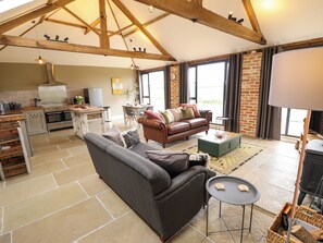 Cottage | Living area