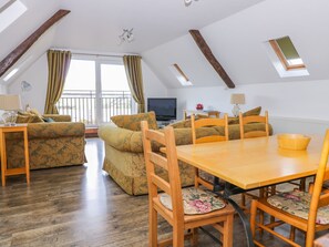 Cottage | Living room | TV