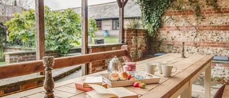 Cottage | Tempat makan