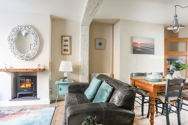 Cottage | Interior