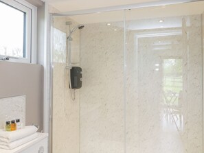 Cottage | Bathroom | Shower - Pheasant Lodge (Wimborne)