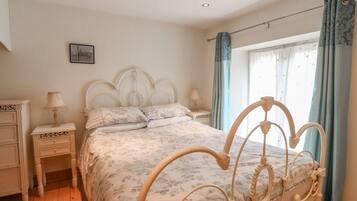 Casa de campo | 3 quartos, individualmente decorados, individualmente mobiliados