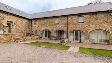 Cottage | Interior