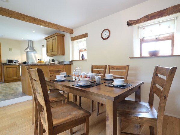 Cottage | Interior