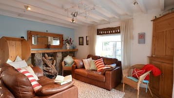 Cottage | Living room