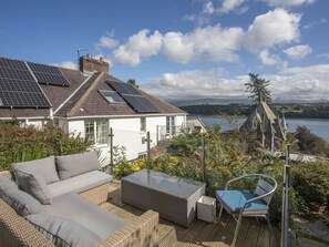 Balcony - Rhianfa Cottage (Menai Bridge)