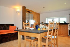 تناول الطعام