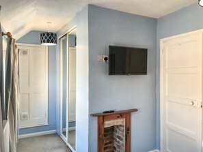 Interior - Guinea Cottage (Weymouth)