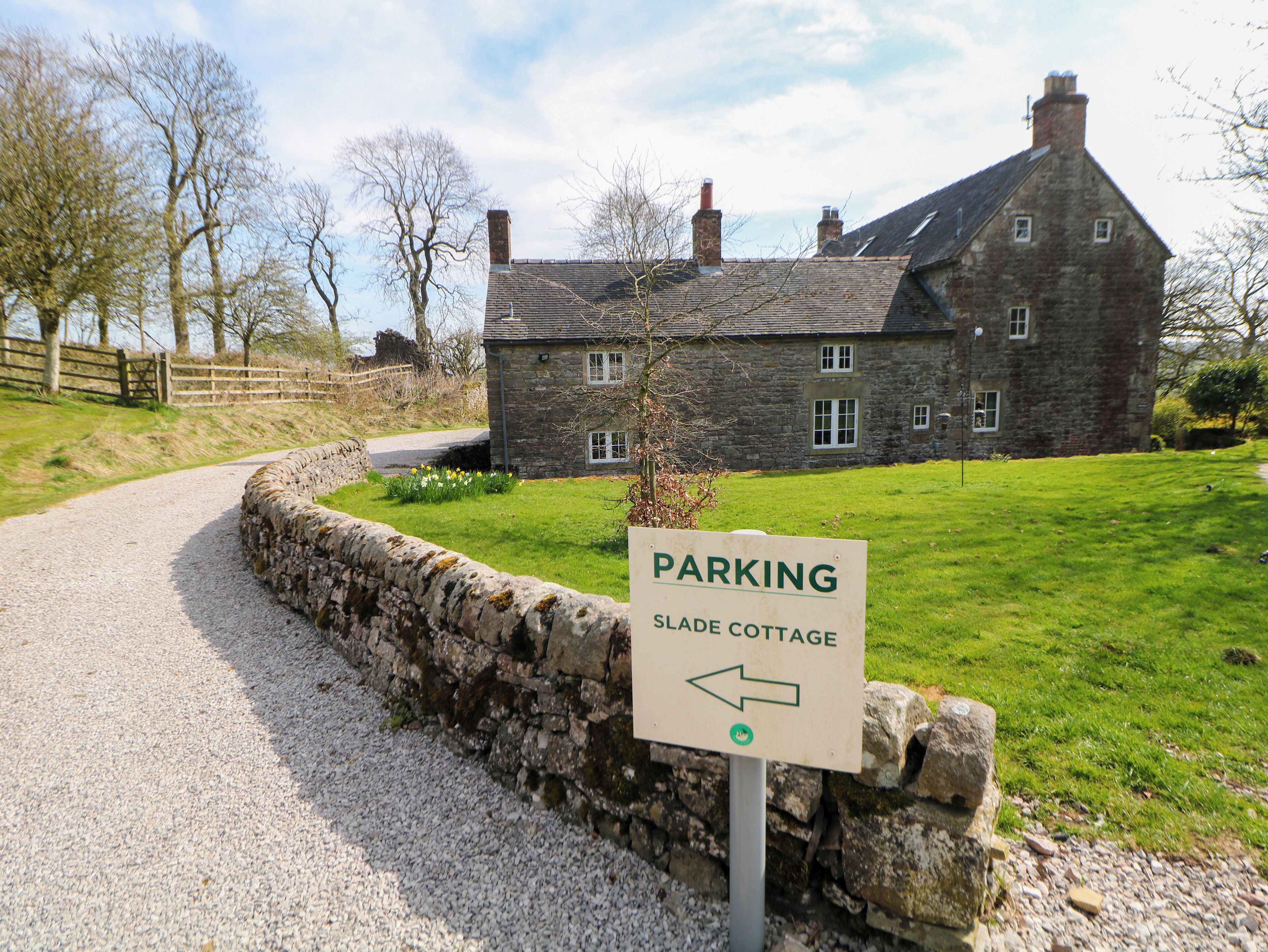 Cottage | Property grounds