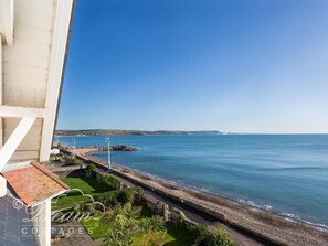 Cottage | Balcony - Dream View (Weymouth)