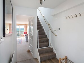 Cottage | Interior - 164 Cumber Close (Kingsbridge)