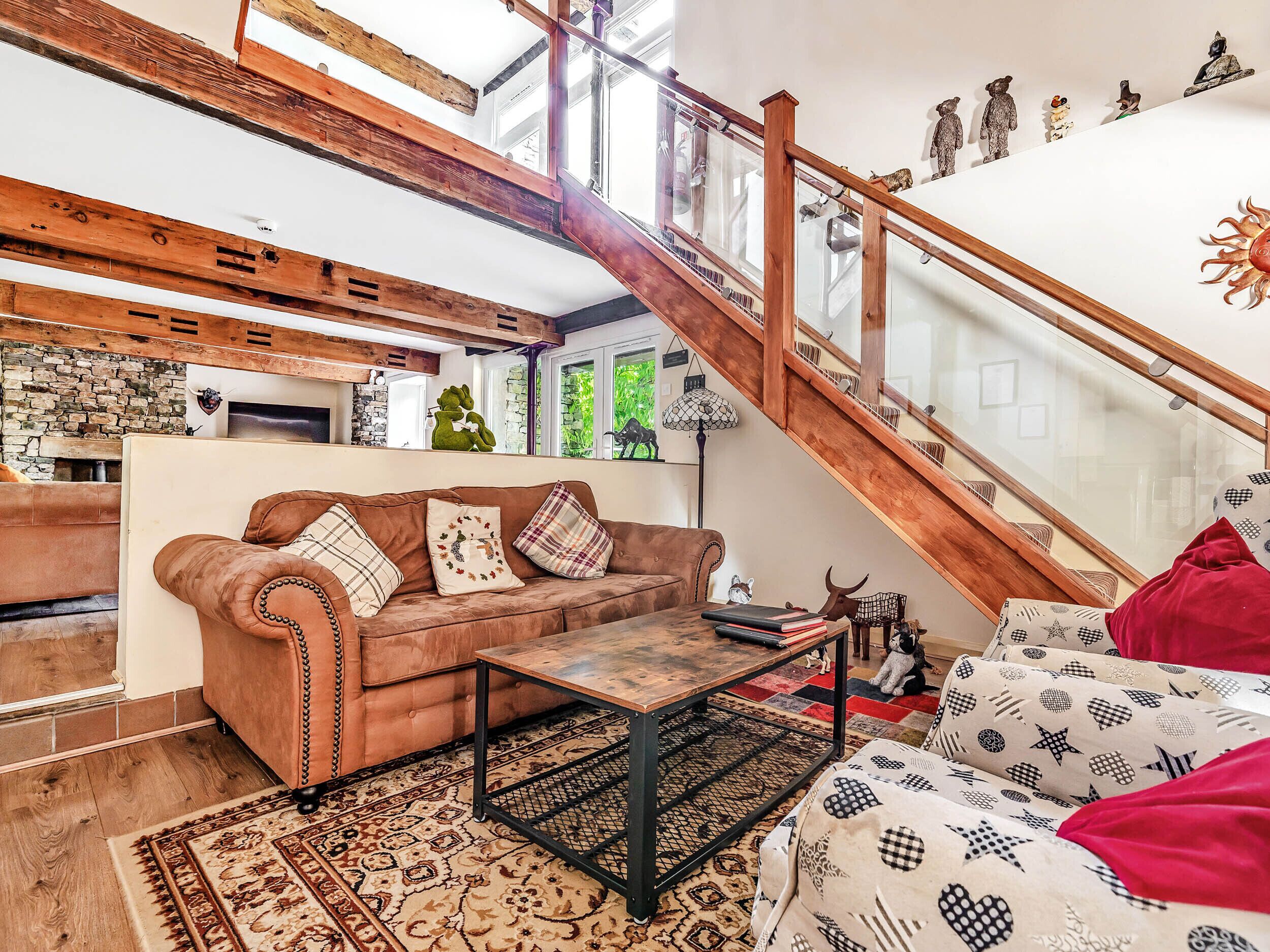 コテージ | リビング エリア | テレビ