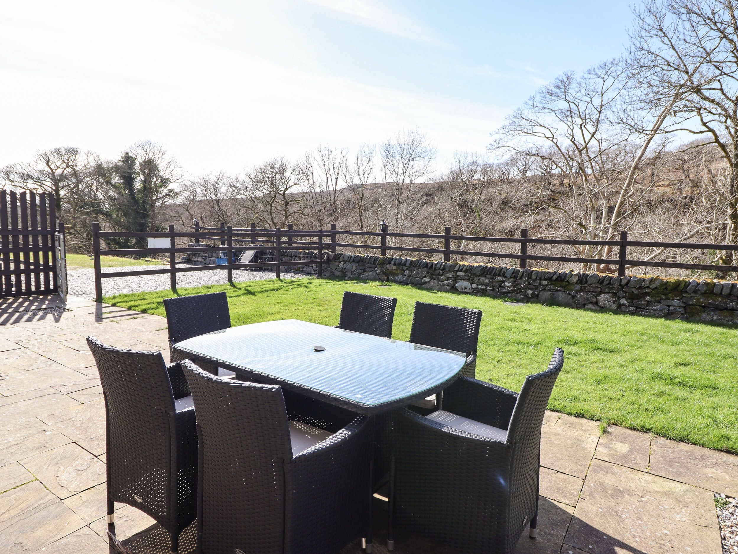 Feriehus | Udendørs spisemuligheder