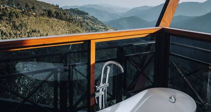 Gorilla Heights Lodge