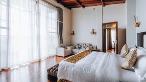 Deluxe Double Room, 1 King Bed, Non Smoking, Mountain View - Gorilla Heights Lodge (Nkuringo)