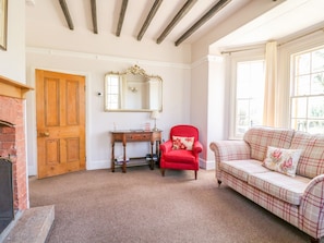 Cottage | Interior