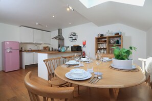 Casa de campo | Cozinha privada | Lava-louças, talheres/pratos/utensílios de cozinha