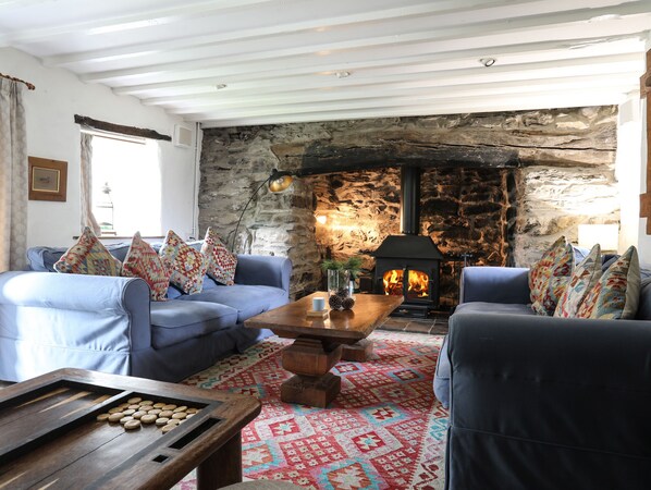 Cottage | Interior - Llwyn Bedw (Caernarfon)