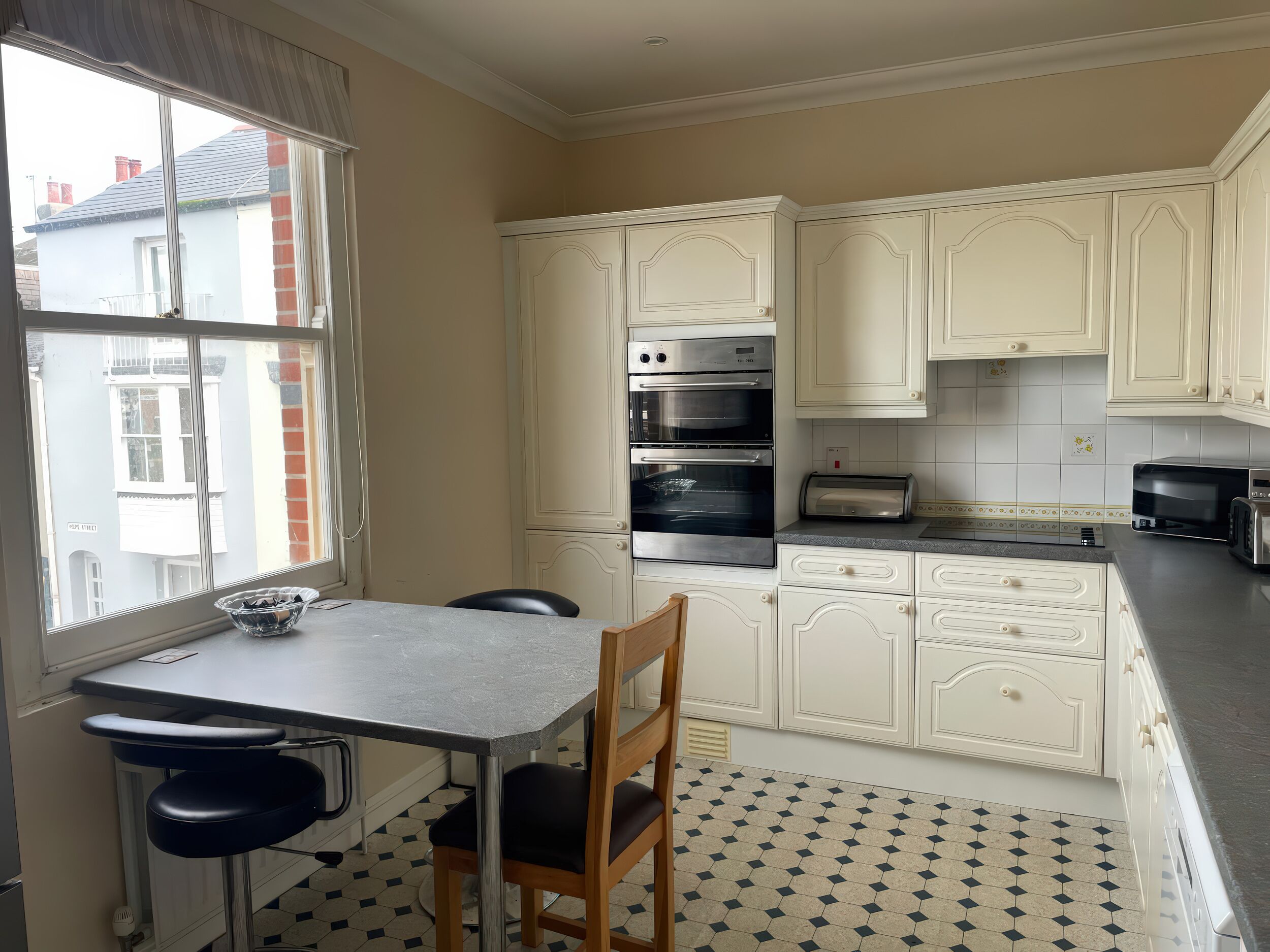 코티지 | 전용 주방 | 식기 세척기, 조리 도구/접시/주방 기구