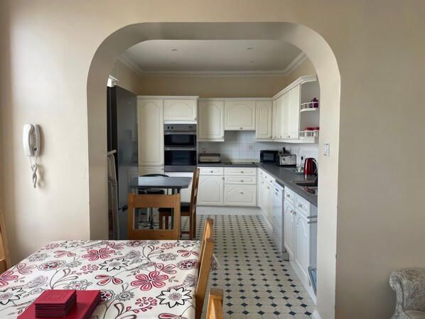 Casa de campo | Cozinha privada | Lava-louças, talheres/pratos/utensílios de cozinha