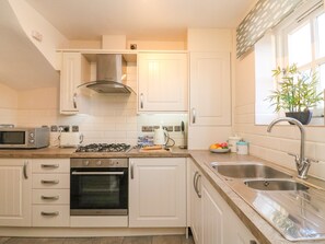 Cottage | Interior - Reaver (Weymouth)