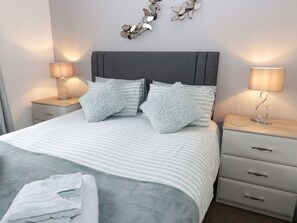 Cottage | Interior - Bay View (Tyn-y-Gongl)