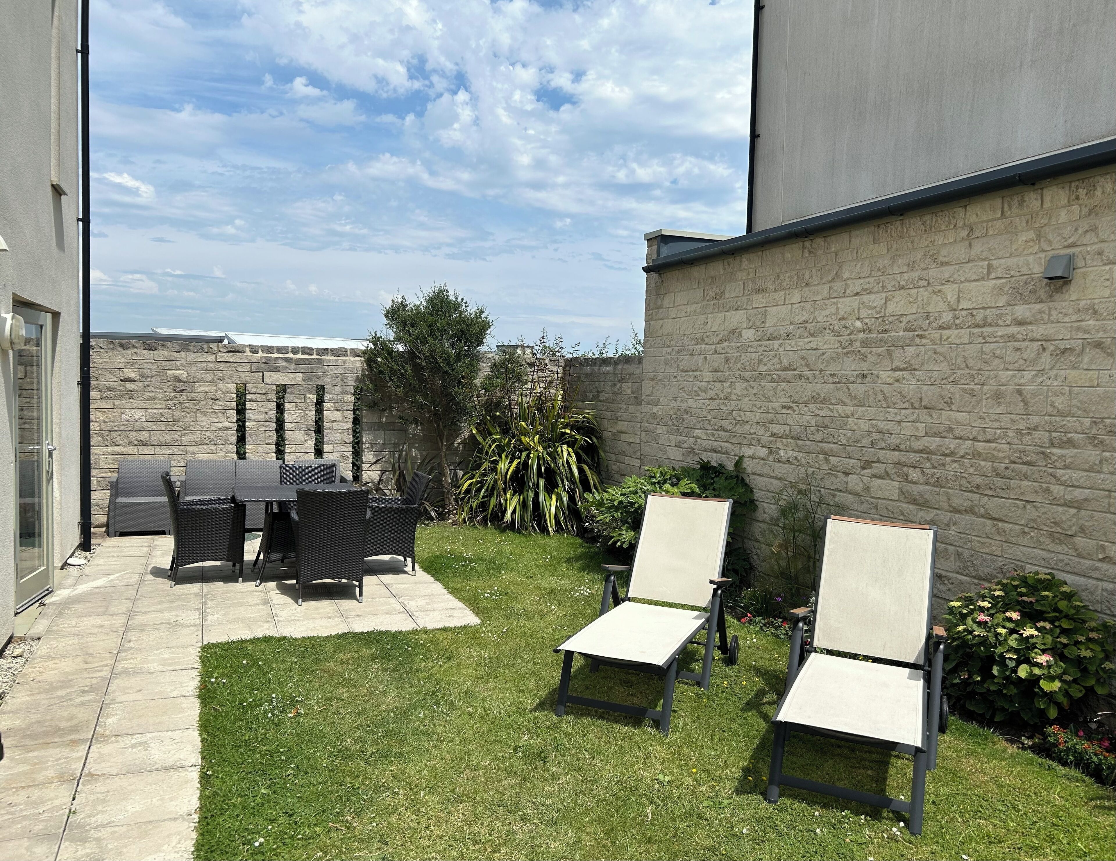 Cottage | Outdoor dining